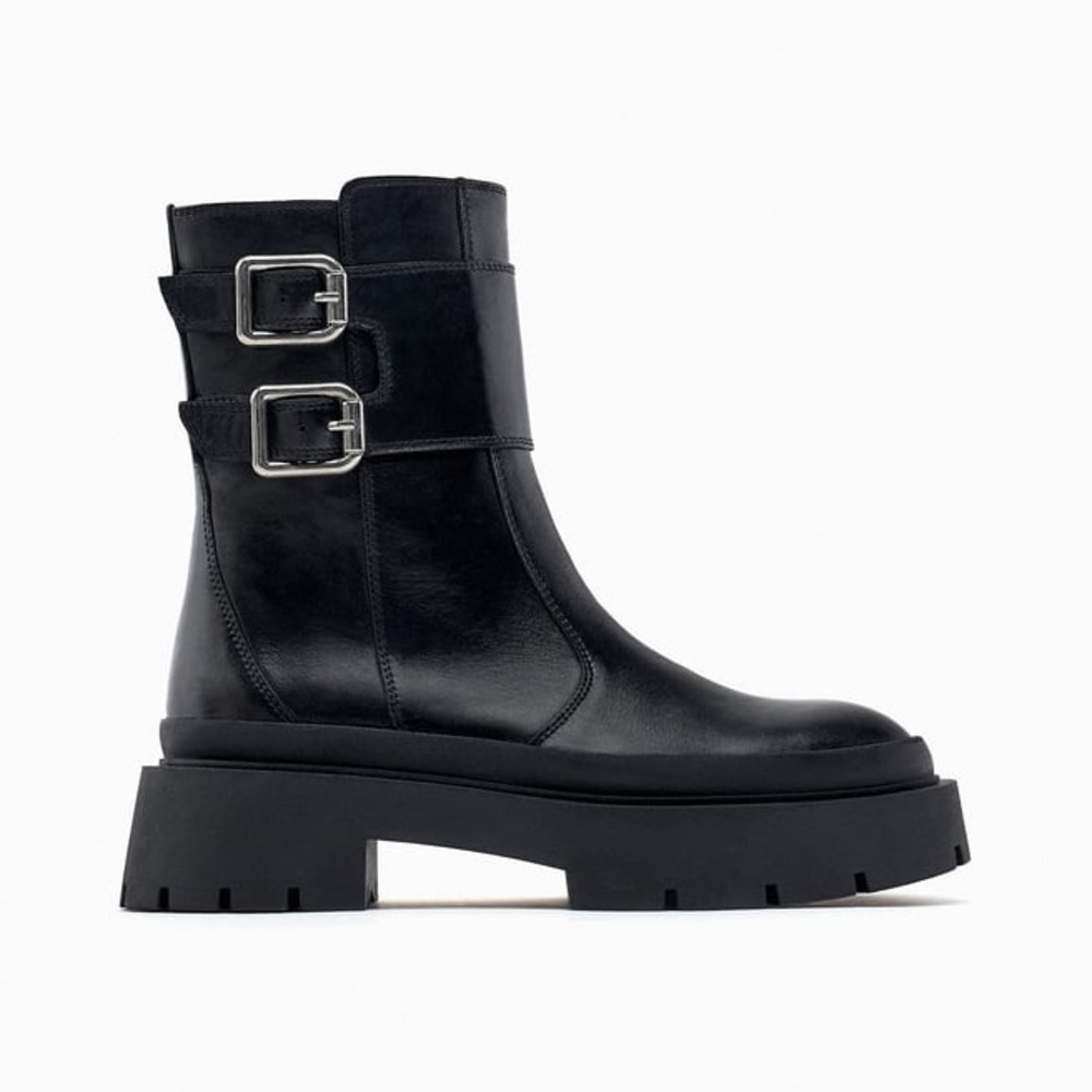 NWT. Zara Black Motorcycle Style Leather Low Heeled Buckled Ankle Boots. Size 8.